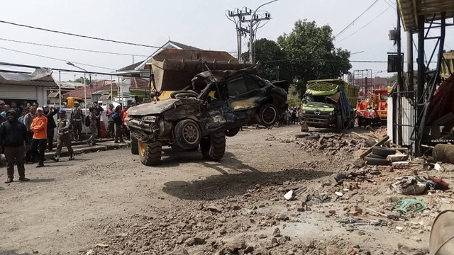 Kecelakaan truk di subang.  Foto: Dok. Istimewa