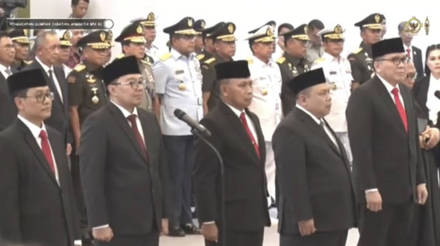 Pengucapan sumpah jabatan anggota BPK periode 2024-2029. Foto: YouTube/ BPK RI Official