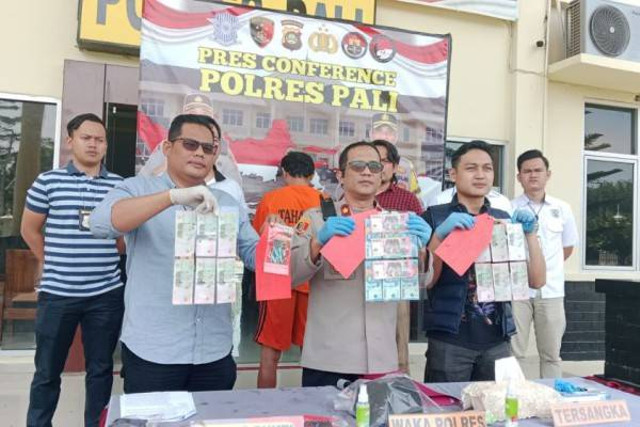 Polres Pali saat press rilis uang palsu, Foto : Ist