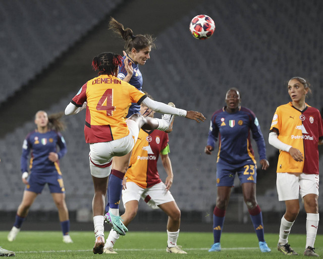 Liga Champions Wanita Galatasaray melawan AS Roma. Foto: Cathrin Mueller/Reuters