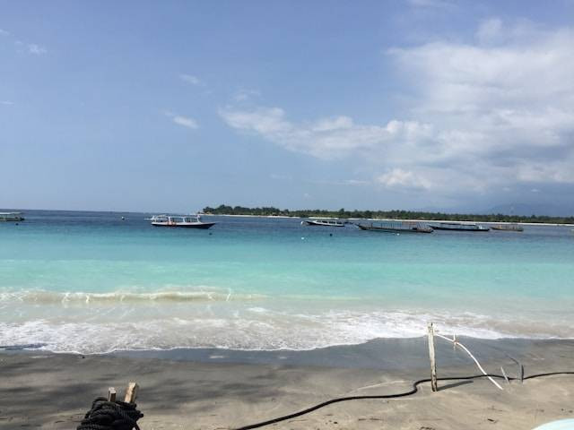 Penginapan murah di Gili Trawangan. Foto hanyalah ilustrasi. Sumber: Unsplash/Reena Yadav