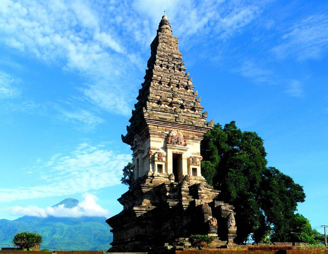 Candi Kidal. Foto hanya ilustrasi, bukan tempat sebenarnya. Sumber: Pixabay/astama81