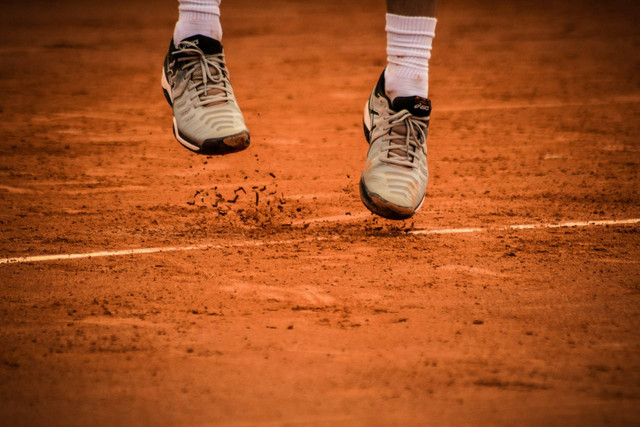 Lapangan Sahara Surabaya, Foto Hanya Ilustrasi, Bukan Gambar Sebenarnya, Sumber Foto: Unsplash/Gonzalo Facello