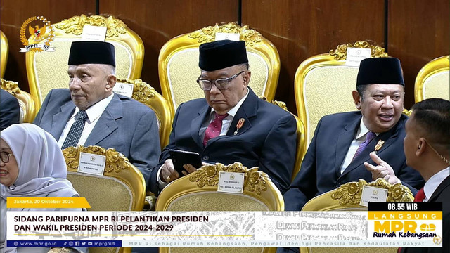 Amien Rais menghadiri Pelantikan Presiden dan Wakil Presiden periode 2024-2029 di Gedung Nusantara, kompleks Parlemen, Senayan, Jakarta, Minggu (20/10/2024).  Foto: Youtube/MPRGOID