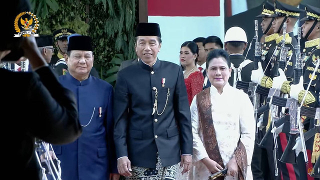 Presiden Joko Widodo tiba menghadiri Pelantikan Presiden dan Wakil Presiden periode 2024-2029 di Gedung Nusantara, kompleks Parlemen, Senayan, Jakarta, Minggu (20/10/2024).  Foto: Youtube/ MPRGOID