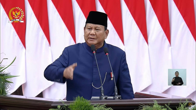 Presiden Prabowo Subianto berpidato usai dilantik menjadi presiden periode 2024-2029 di Gedung Nusantara, kompleks Parlemen, Senayan, Jakarta, Minggu (20/10/2024). Foto: Youtube/ MPRGOID