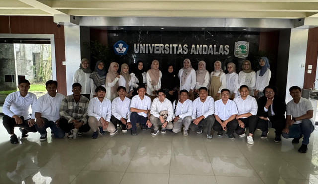 mahasiswa magister ilmu komunikasi unand ta 2024/2025