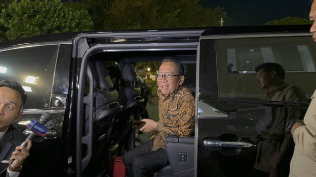 Pratikno tiba di Istana Negara, Jakarta, Minggu (20/10/2024). Foto: Luthfi Humam/kumparan