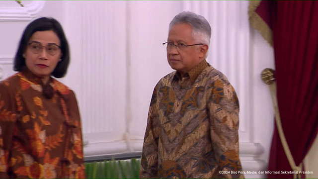 Prof Satryo Soemantri Brodjonegoro Menteri Pendidikan Tinggi dan Ristek saat di panggil oleh Presiden Prabowo Subianto di Istana Negara, Jakarta, Minggu (20/10/2024). Foto: YouTube/Sekretariat Presiden