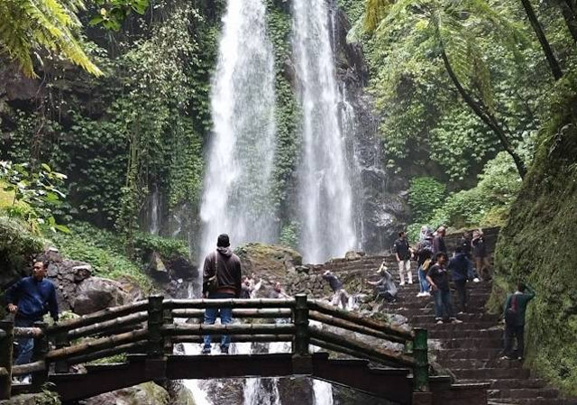 Wisata di Karanganyar. Foto Hanya Ilustrasi Bukan Tempat Sebenarnya. Sumber Foto: Unsplash.com/Endra Purnomo