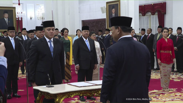 Suasana pelantikan Wakil Menteri di Istana Negara, Jakarta, Senin (21/10/2024). Foto: YouTube/Sekretariat Presiden