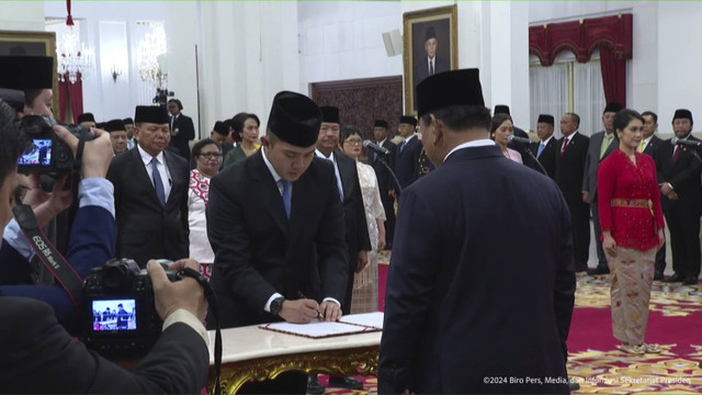 Suasana pelantikan Wakil Menteri di Istana Negara, Jakarta, Senin (21/10/2024). Foto: YouTube/Sekretariat Presiden