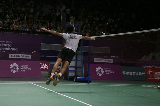 Ilustrasi Cara Nonton Badminton Live. Sumber: Unsplash/Mahmur Marganti