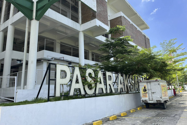 Pasar Aksara Pemko Medan di Desa Medan Estate, Deli Serdang. Foto: Tri Vosa/kumparan