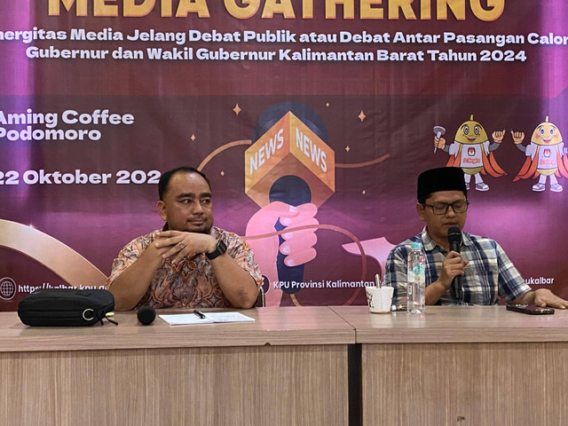 KPU Kalbar saat menggelar gathering bersama media. Foto: Yulia Ramadhiyanti/Hi!Pontianak