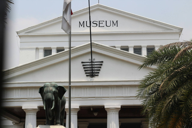 Harga Tiket Imersif Museum Nasional. Foto hanya sebagai ilustrasi saja. Sumber: Unsplash/Hardingferrent.