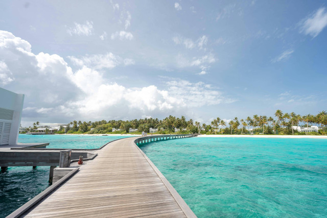 Cora Resort Pulau Payung. Foto hanya sebagai ilustrasi saja, bukan tempat sebenarnya. Sumber: Pexels/Asad Photo Maldives.