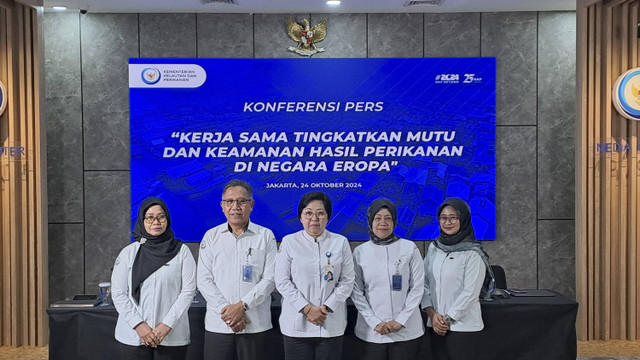 Konferensi Pers Kementerian Kelautan dan Perikanan (KKP) bertajuk "Kerja Sama Tingkatkan Mutu dan Keamanan Hasil Perikanan di Negara Eropa" di Jakarta, Kamis (24/10/2024). Foto: Ghifari/kumparan 