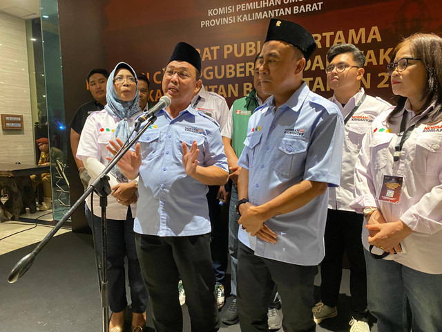 Pasangan calon Gubernur dan Wakil Gubernur Kalbar nomor urut 2 saat menggelar jumpa pers. Foto: Yulia Ramadhiyanti/Hi!Pontianak