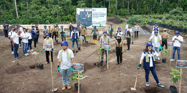 Sinergi Hijau: DPMA, Fahutan IPB dan FIFGROUP Luncurkan Program Hutan di Garut