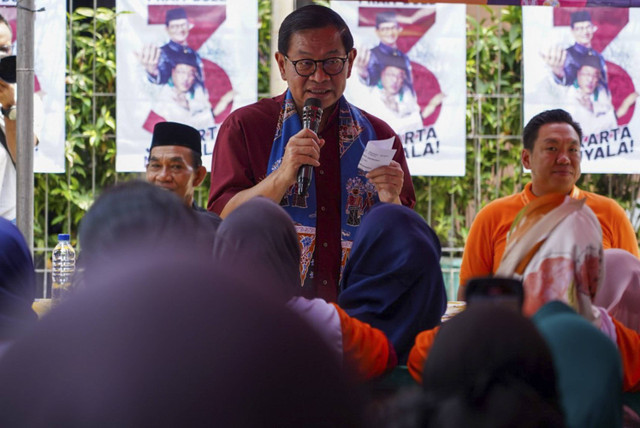 Calon Gubernur Jakarta nomor urut 3 Pramono Anung blusukan ke Warga Cengkareng Timur, Jakarta Barat, Jumat (25/10/2024). Foto: Dok. Tim Media Pramono-Rano