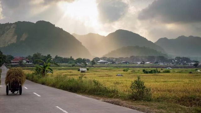 Desa Wisata Lembah Kalipancur. Foto hanya ilustrasi, bukan tempat yang sebenarnya. Sumber: Unsplash/Raiyan Zakaria