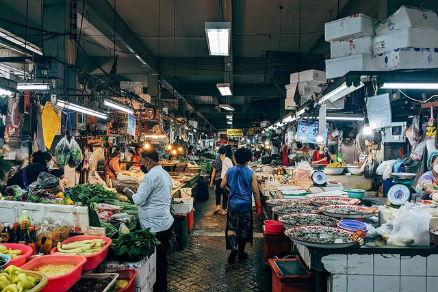 Tips Belanja di Pasar Klewer Solo. Foto hanya ilustrasi, bukan tempat sebenarnya. Sumber: Picabay/viarami