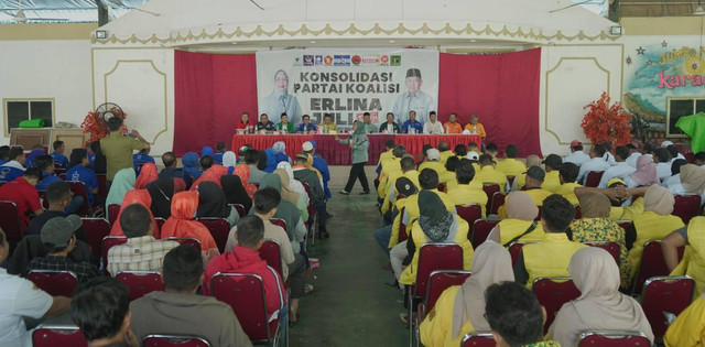 Partai koalisi pengusung paslon Bupati dan Wabup Mempawah Erlina-Juli menggelar konsolidasi. Foto: M. Zain/Hi!Pontianak