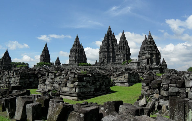 candi ngempon. Foto hanyalah ilustrasi, bukan tempat yang sebenarnya. Sumber: Pexels