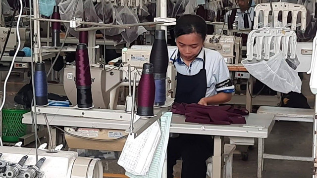 Pekerja PT Sri Rejeki Isman Textile (Sritex) Tbk di Sukoharjo, Jateng. Foto: kumparan