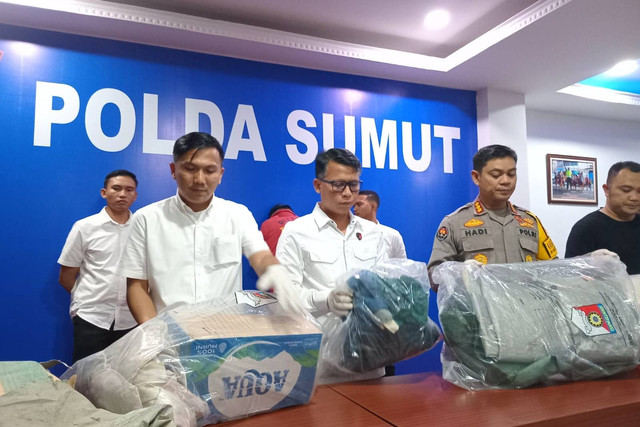 Polda Sumut merilis kasus temuan jasad di Kabupaten Karo, Sumut, pada Senin (28/10/2024). Foto: Dok. Istimewa