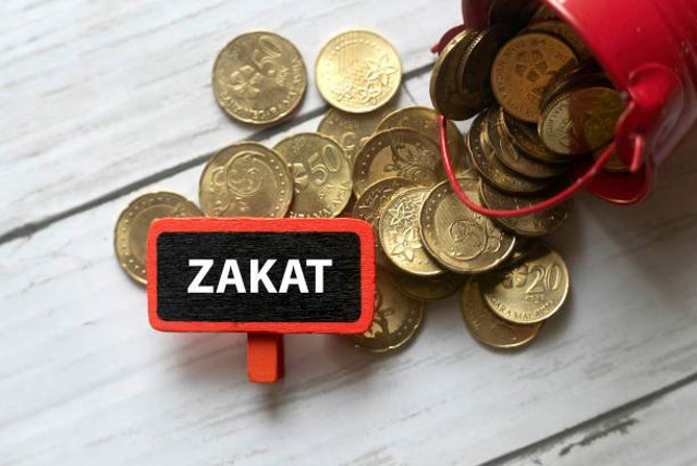 Ilustrasi Cara Menghitung Zakat Emas Perhiasan, Foto: Unsplash/Mohamad Faizal Bin Ramli.