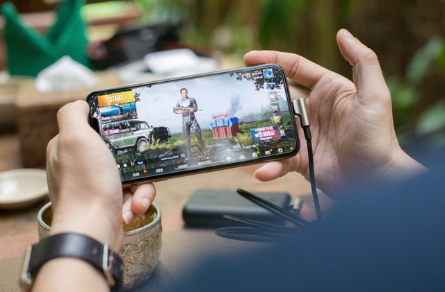 Ada banyak pilihan HP yang cocok untuk gaming. Foto: Pexels.com