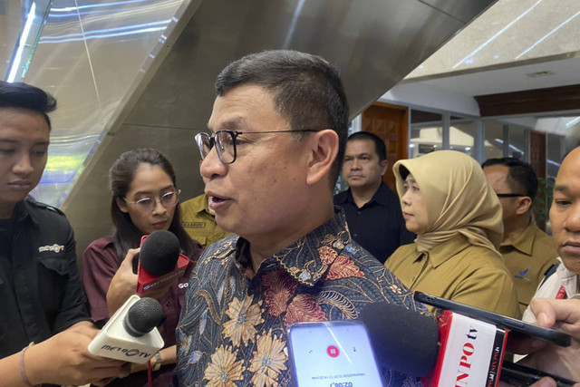 Kepala BPOM Taruna Ikrar di gedung DPR RI, Jakarta Pusat pada Selasa (29/10/2024).  Foto: Abid Raihan/kumparan