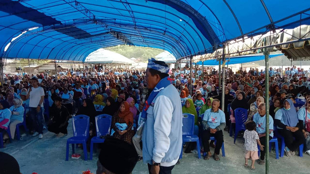 Hugua saat mengakhiri kampanyenya di Kabupaten Buton.