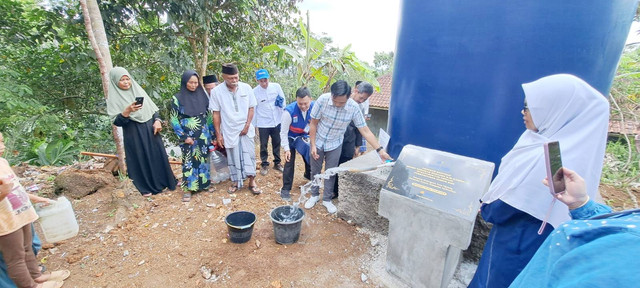 Sumur Bor BJB Diresmikan, Warga Sindangsari Nikmati Air Bersih