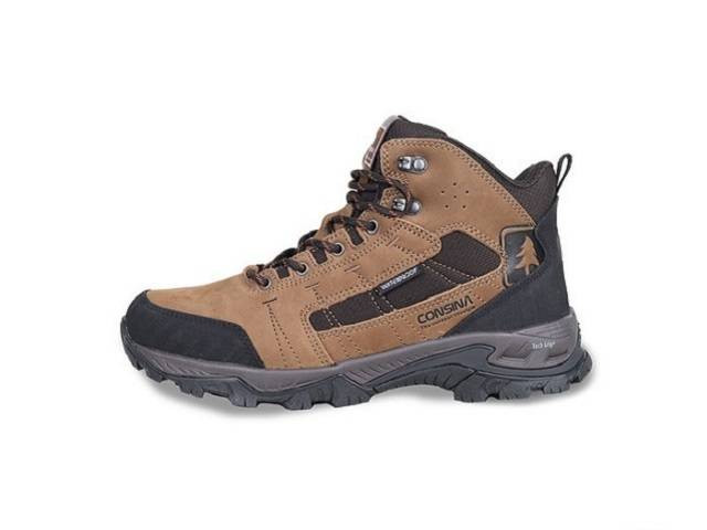 Sepatu outdoor terbaik. Sumber: tokopedia.com/consina-official.