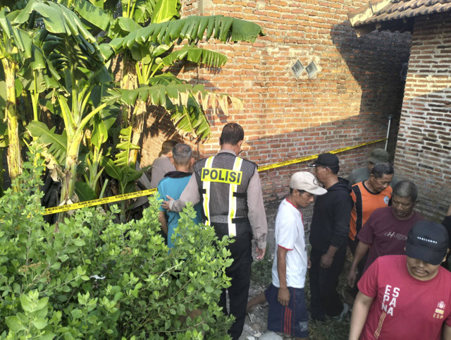 Lokasi penemuan mayat perempuan bernama Unik Margareta Indawati di Sidoarjo, Rabu (30/10/2024). Foto: Dok. Polsek Krian