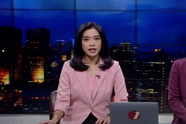 Felicia Amelinda Dewi Priatna saat menjadi presenter Kabar Pagi tvOne. Dok: tvOne