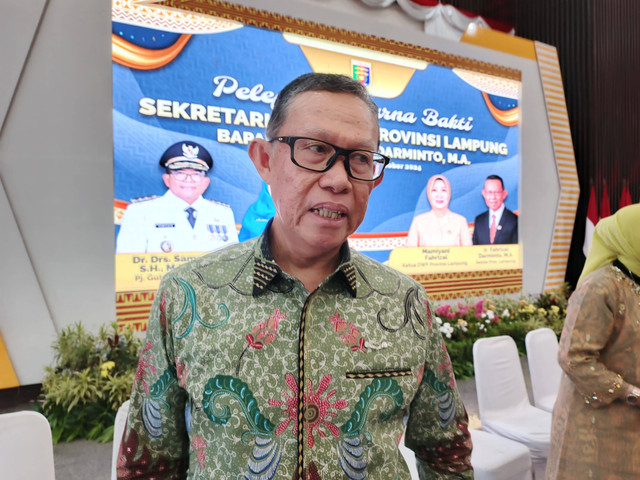 Sekretaris Daerah Provinsi Lampung, Fahrizal Darminto yang telah resmi purna bakti | Foto : Eka Febriani / Lampung Geh