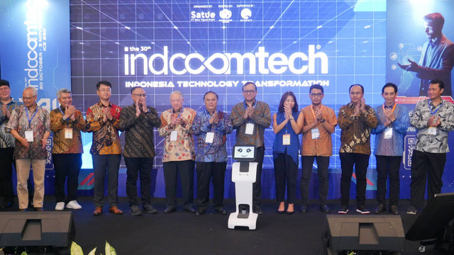 Pameran teknologi Indocomtech 2024 resmi dibuka di Hall 8 ICE BSD, Tangerang, mulai 30 Oktober hingga 3 November 2024. Foto: Dok. Indocomtech