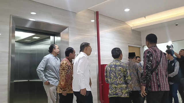 Menteri Kebudayaan Fadli Zon di Kantor PP Muhammadiyah, Menteng, Jakarta Pusat, Kamis (31/10/2024). Foto: Zamachsyari/kumparan