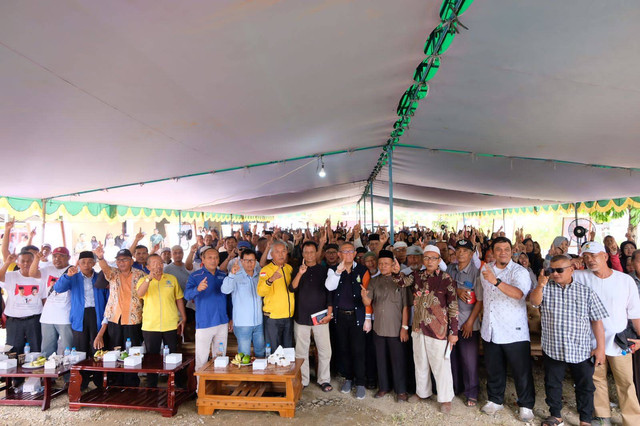 Calon Gubernur Kalbar nomor urut 1, Sutarmidji saat silaturahmi dialogis di Kabupaten Sintang. Foto: Tim Media Midji-Didi