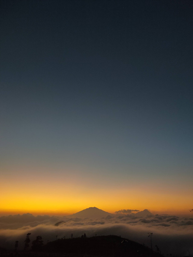 Lembah Lautan Awan dI Silancur Highland (Sumber Gambar: Dokumen Pribadi)