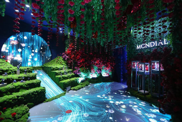 Area instalasi MONDIAL Fantasy di pameran A Tale of the Blue House di Four Seasons Hotel Jakarta, 28 September 2024. Foto: MONDIAL