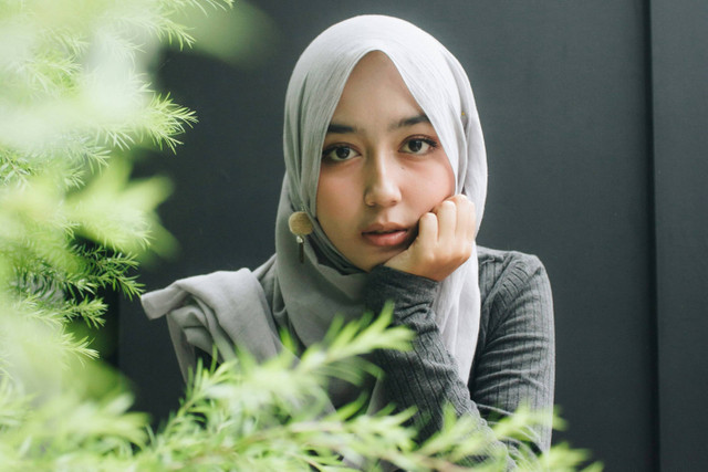 Ilustrasi biodata Cut Syifa. Unsplash.com/Muhammad-Ruqi-Yaddin