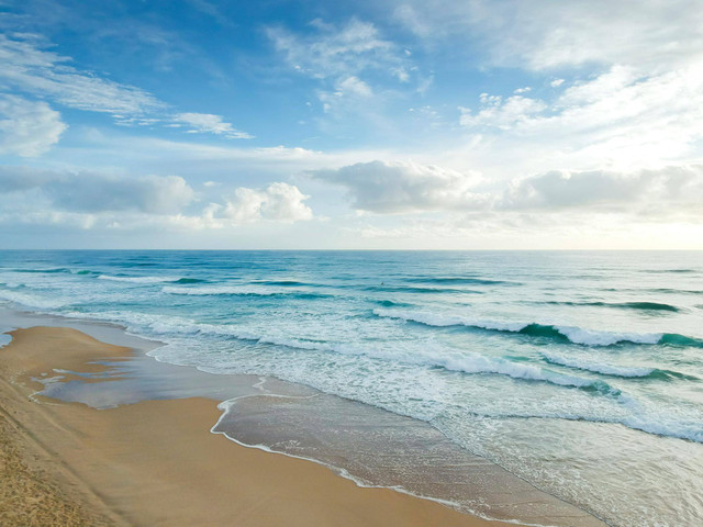 Pantai Gandhol Malang (Foto hanya ilustrasi, bukan tempat sebenarnya) Sumber: pexels/ Daniel Jurin