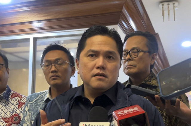 Menteri BUMN Erick Thohir usai Raker dengan Komisi VI DPR RI di Kompleks Parlemen Senayan, Jakarta, Senin (4/11/2024). Foto: Widya Islamiati/kumparan