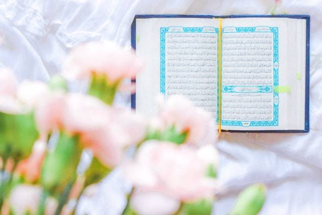 Surat At-Talaq Ayat 3. Foto hanya ilustrasi. Sumber foto: Unsplash/The Dancing Rain