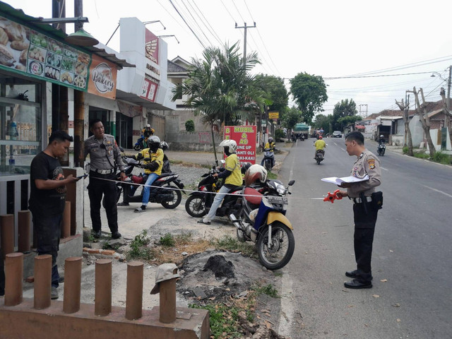 Kecelakaan di Jalan Sisingamangan Radja tepatnya depan anek plastik dan sembako, Kelurahan Gedong Air, Kecamatan Tanjung Karang Barat, Bandar Lampung. | Foto: Dok Satlantas Polresta Bandar Lampung